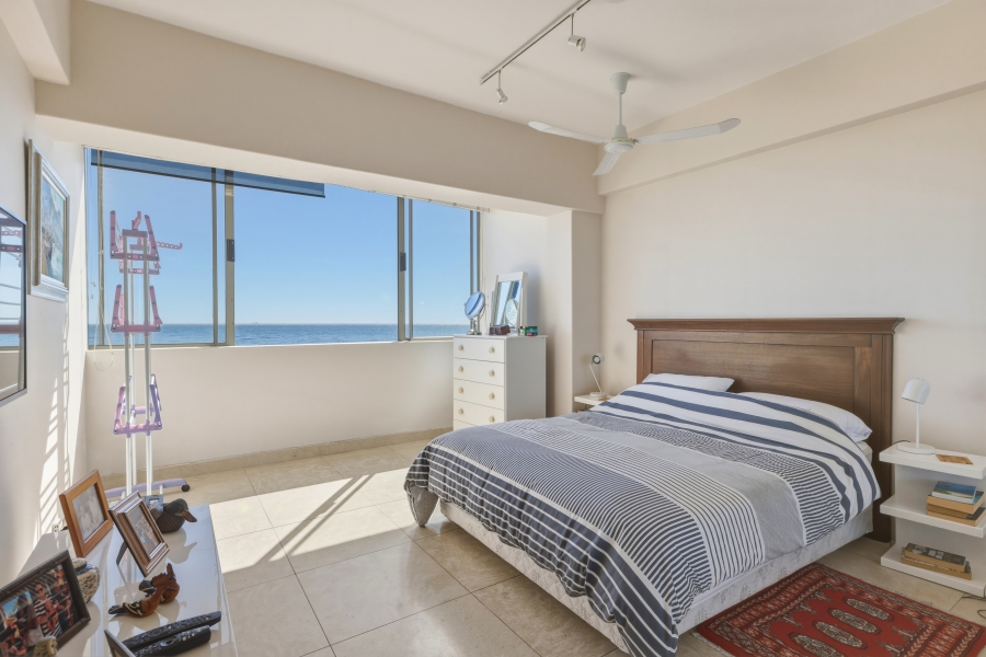 3 Bedroom Property for Sale in Sea Point Western Cape